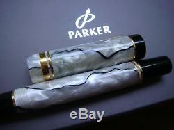 Parker Duofold Centennial Pearl&Black VINTAGE TOP 18K Fountain Pen Fine nib