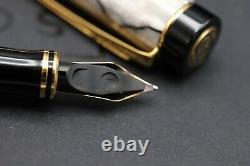 Parker Duofold International Pearl and Black Fountain Pen 1992 MK1