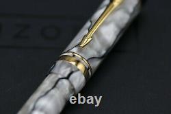 Parker Duofold International Pearl and Black Fountain Pen 1992 MK1