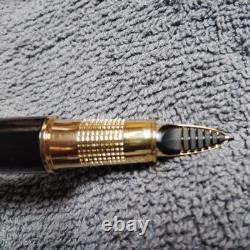 Parker Fountain Pen Black With Gold Trim. Medium Nib