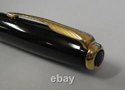 Parker Sonnet Fountain Pen Black Lacquer & Gold Old Style Broad Point New In Box