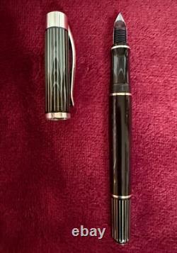 Pelikan Ductus Fountain Pen Silver-Black P3100 Special Edition Extra Fine