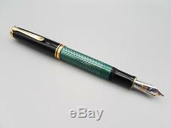 Pelikan Souverän M1000 Black/green Stripes 18k Gold Nib, Excellent Condition