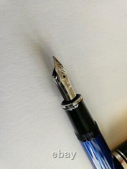 Pelikan Souverän M405 Black/Blue Fountain pen (fine nib) used excellent cond