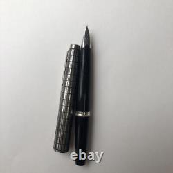 Pilot Elite Checkered Fountain Pen Nib F 18k Black Silver Resin Japan Authentic