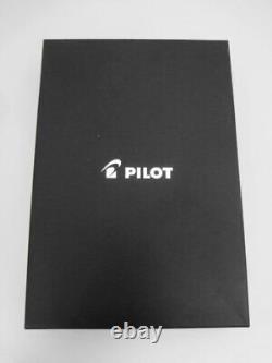 Pilot Fountain Pen Black Medium Point Nib 14K-585 Engraved