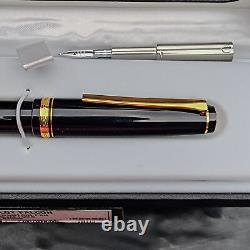 Pilot Namiki Falcon Fountain Pen Black 14K Gold Nib in Box Fine Writing