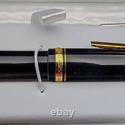 Pilot Namiki Falcon Fountain Pen Black 14K Gold Nib in Box Fine Writing