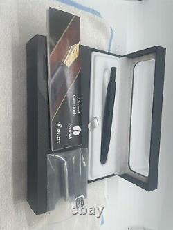 Pilot Vanishing Point Black Matte EF 18 Kt fountain pen Box Papers Near Mint