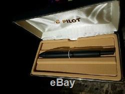 Pilot Vanishing Point Fountain Pen, Matte Black, 18k Fine Nib
