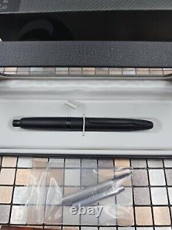 Pilot Vanishing Point Fountain Pen in Matte Black, Blue Ink, Medium 60581