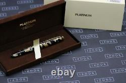 Platinum #3776 Black and Pearl Celluloid Fountain Pen UNUSED