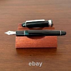 Platinum 3776 Century Fountain Pen Laurel Green