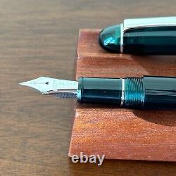 Platinum 3776 Century Fountain Pen Laurel Green