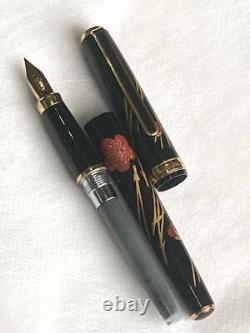 Platinum Kaga Hira Maki-e Urushi 18K Fountain Pen Ume Plum Pine F Nib Black used