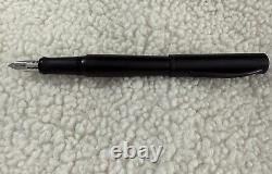 Porsche Limited Edition Pure Black Medium 18k Nib Fountain Pen F style P'3000