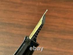 RARE VINTAGE 1940s WEAREVER LEVER FILL BLACK/GOLD STRIATED FOUNTAIN PEN