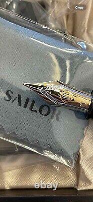 REDUCED-Sailor (? 11-7002-620) Ebonite Fountain Pen Black/Gold $600