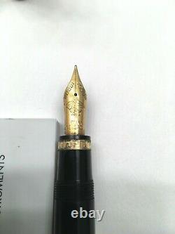 Rare Versace By Omas Solid 750 18k Gold Crocodile Cap Fountain Pen
