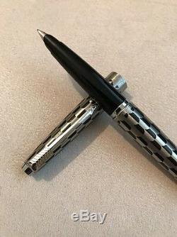 Rare Vintage Parker 45 Harlequin Black Shield Medium Nib Fountain Pen-superb