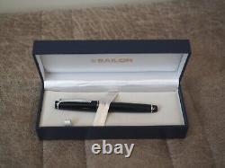 SAILOR Professional Gear Slim Fountain Pen Black 14K Japan 1911