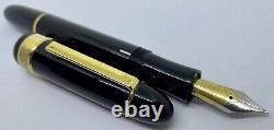 SENATOR PRESIDENT Fountain Pen- Black& Gold- Cigar/ Torpedo Shape- Montblanc 149