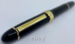 SENATOR PRESIDENT Fountain Pen- Black& Gold- Cigar/ Torpedo Shape- Montblanc 149