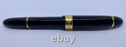 SENATOR PRESIDENT Fountain Pen- Black& Gold- Cigar/ Torpedo Shape- Montblanc 149