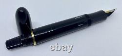 SENATOR PRESIDENT Fountain Pen- Black& Gold- Cigar/ Torpedo Shape- Montblanc 149