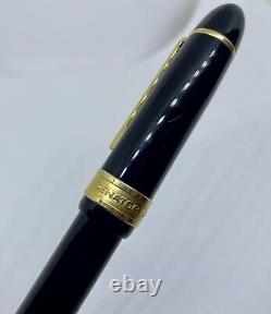 SENATOR PRESIDENT Fountain Pen- Black& Gold- Cigar/ Torpedo Shape- Montblanc 149