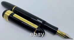 SENATOR PRESIDENT Fountain Pen- Black& Gold- Cigar/ Torpedo Shape- Montblanc 149