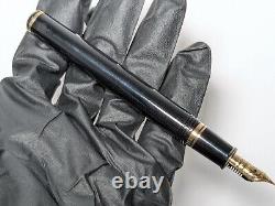 SHEAFFER CONNAISSEUR 18K 750 GOLD Nib Fountain Pen Black Scratches White Dot