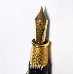 SIGNUM Python Cap Black Barrel Gold Trim 18K GOLD M Nib Fountain Pen, Unused