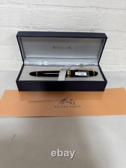 Sailor 1911 Profit Large Fountain Pen Black Gold 21K Music Nib 11-2021-920