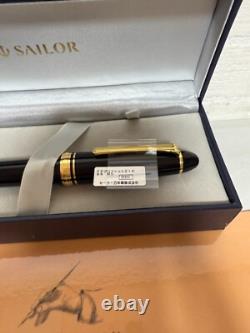 Sailor 1911 Profit Large Fountain Pen Black Gold 21K Music Nib 11-2021-920