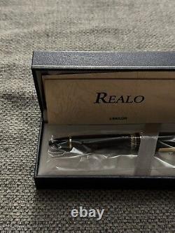 Sailor 1911 Profit Realo 21k Fountain Pen Black withGold Trim Fine Nib