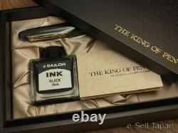 Sailor King of Pen (KOP) BK Ebonite Medium nib 21K & Wooden box 11-7002-420