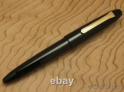 Sailor King of Pen (KOP) BK Ebonite Medium nib 21K & Wooden box 11-7002-420