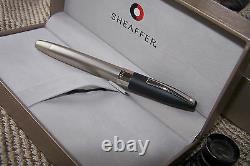 Sheaffer Legacy 2 Platinum & Black Fountain Pen 18K Medium NIB