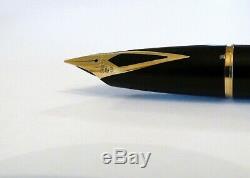 Sheaffer Legacy Fountain Pen In Black Lacquer & Gold Cap With 18k Nib Nr Mint