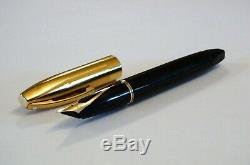 Sheaffer Legacy Fountain Pen In Black Lacquer & Gold Cap With 18k Nib Nr Mint