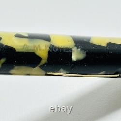 Sheaffer's Fountain Pen Black With Green Resin Twist On Cap Vintage Pen