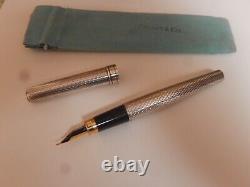 TIFFANY & CO. Sterling Silver Vintage FOUNTAIN PEN & Storage Bag Free S/I