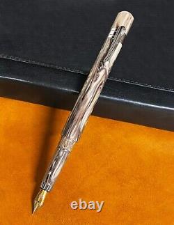 Taccia Covenant SE Parchment Swirl Fountain Pen with a Fine nib