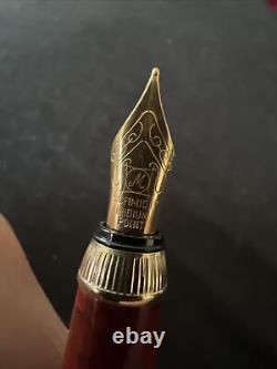 Unique Pillar Fountain Pen Gold