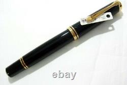 Unused Pelikan Fountain Pen Souveran M1000 Black 18k nib F With Box From JP