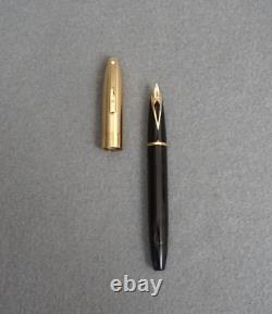 VTG SHEAFFER LEGACY 1 Fountain Pen Black withBrushed Gold Cap & 18K Gold Nib VG+