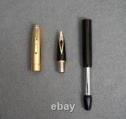 VTG SHEAFFER LEGACY 1 Fountain Pen Black withBrushed Gold Cap & 18K Gold Nib VG+