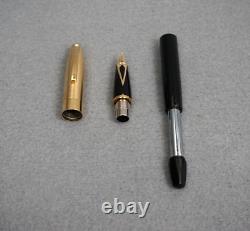 VTG SHEAFFER LEGACY 1 Fountain Pen Black withBrushed Gold Cap & 18K Gold Nib VG+