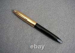 VTG SHEAFFER LEGACY 1 Fountain Pen Black withBrushed Gold Cap & 18K Gold Nib VG+